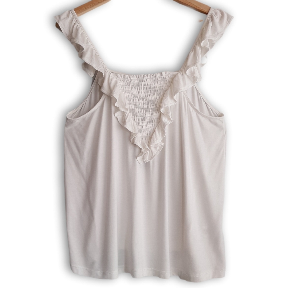 CABLE & GAUGE Ruffle Strap Tank Top Smocked Detail White Sz L Flawed
